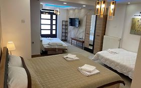 Bora Apartmani - Free Parking - City Center